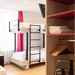 Fred Guest House Zuerich Hauptbahnhof