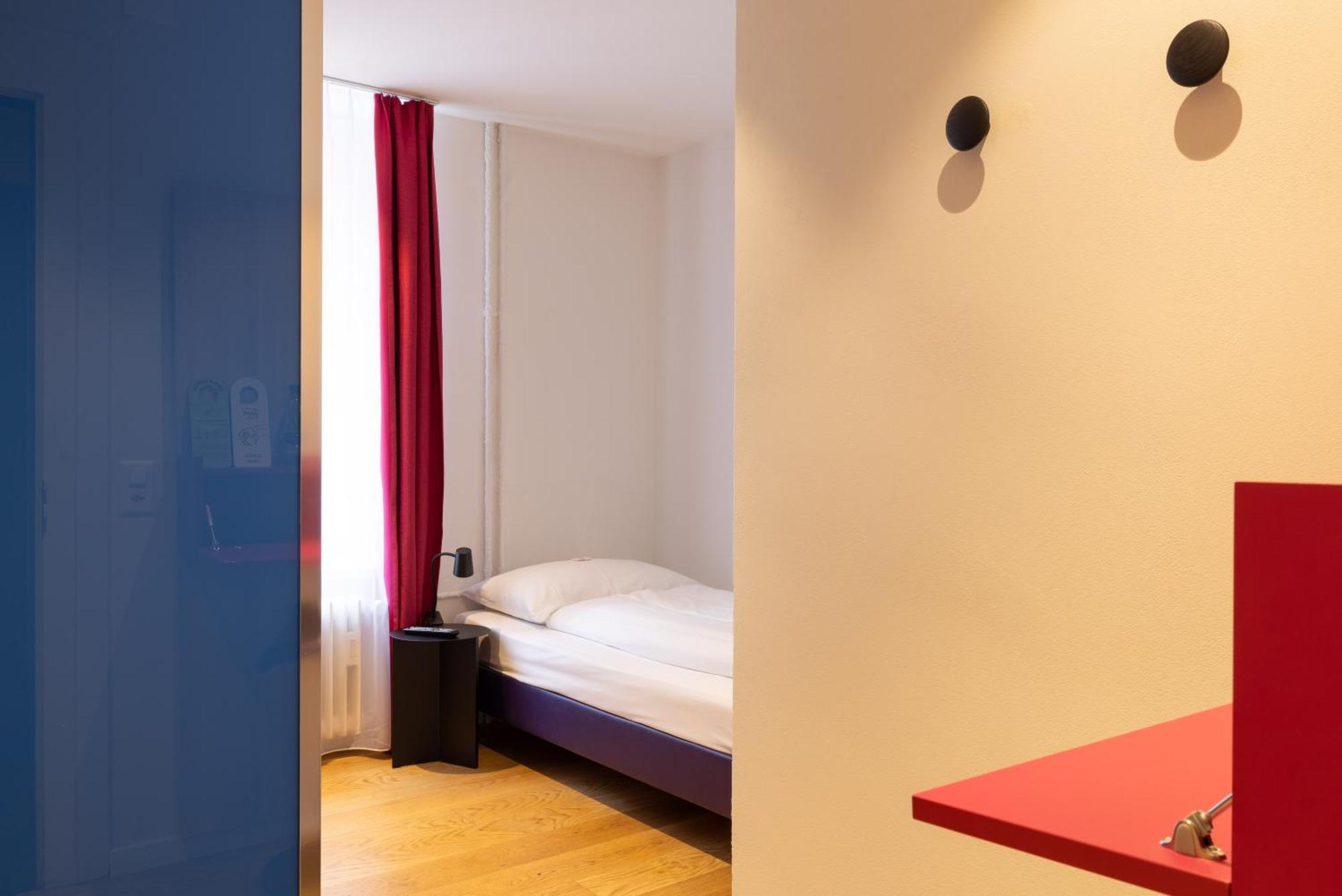 Guest house Fred Hauptbahnhof 2*