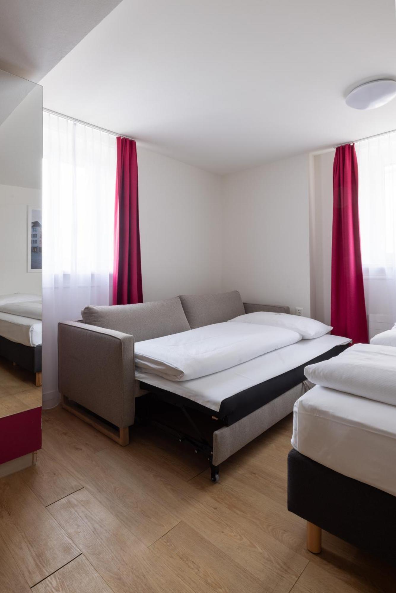 Fred Hauptbahnhof Guest house Zurich