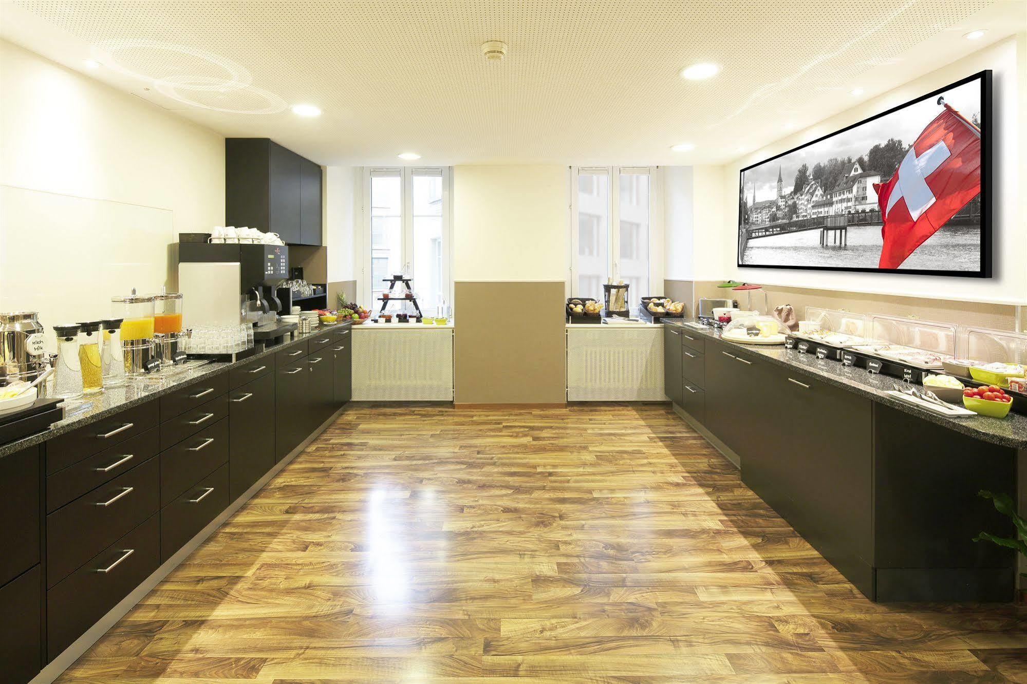 Guest house Fred Hauptbahnhof 2*